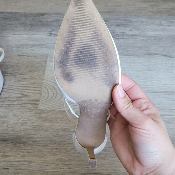 Nine West white heels - Picture 7 of 9